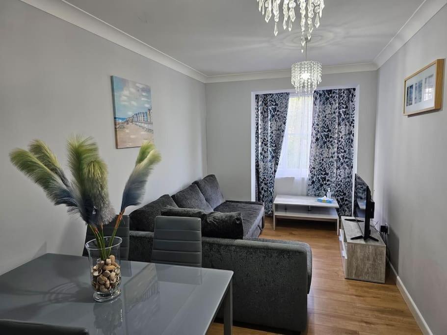 Lovely Flat Close To Shepherd'S Bush Apartamento Londres Exterior foto