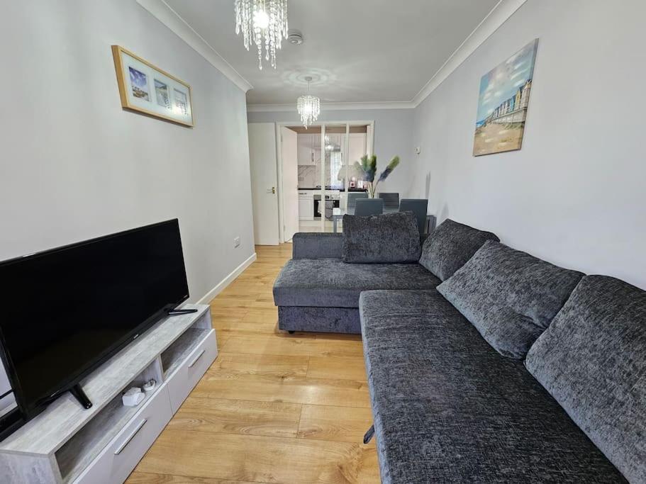 Lovely Flat Close To Shepherd'S Bush Apartamento Londres Exterior foto