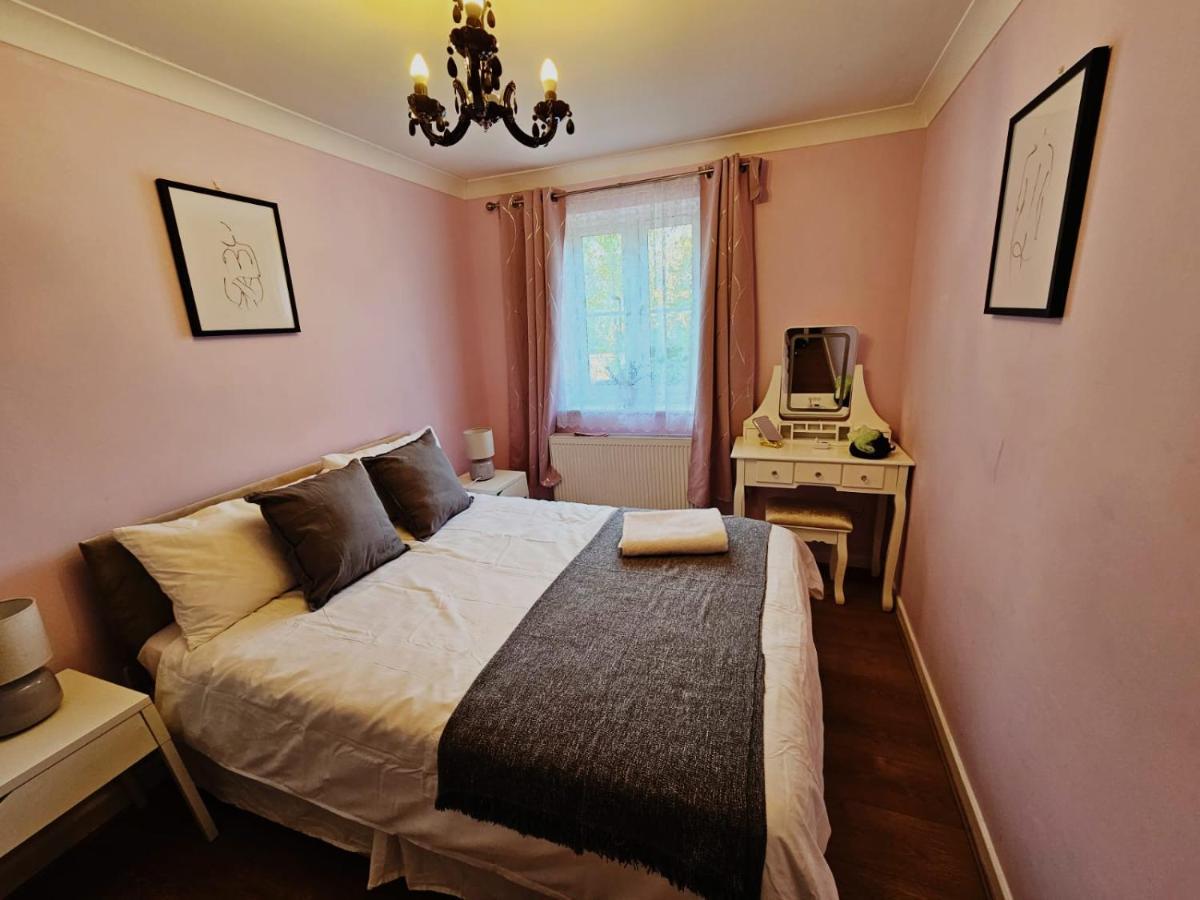 Lovely Flat Close To Shepherd'S Bush Apartamento Londres Exterior foto