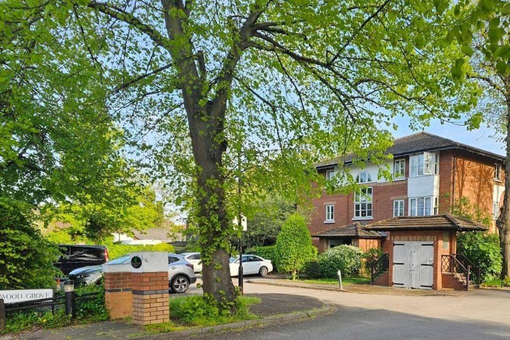 Lovely Flat Close To Shepherd'S Bush Apartamento Londres Exterior foto